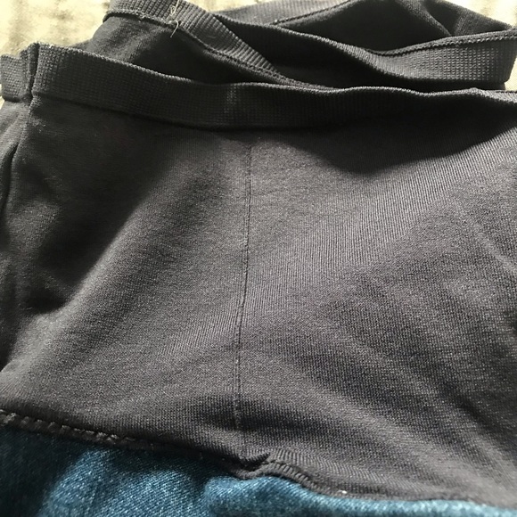 Old Navy Maternity Jeans Size 12 - Picture 2 of 5